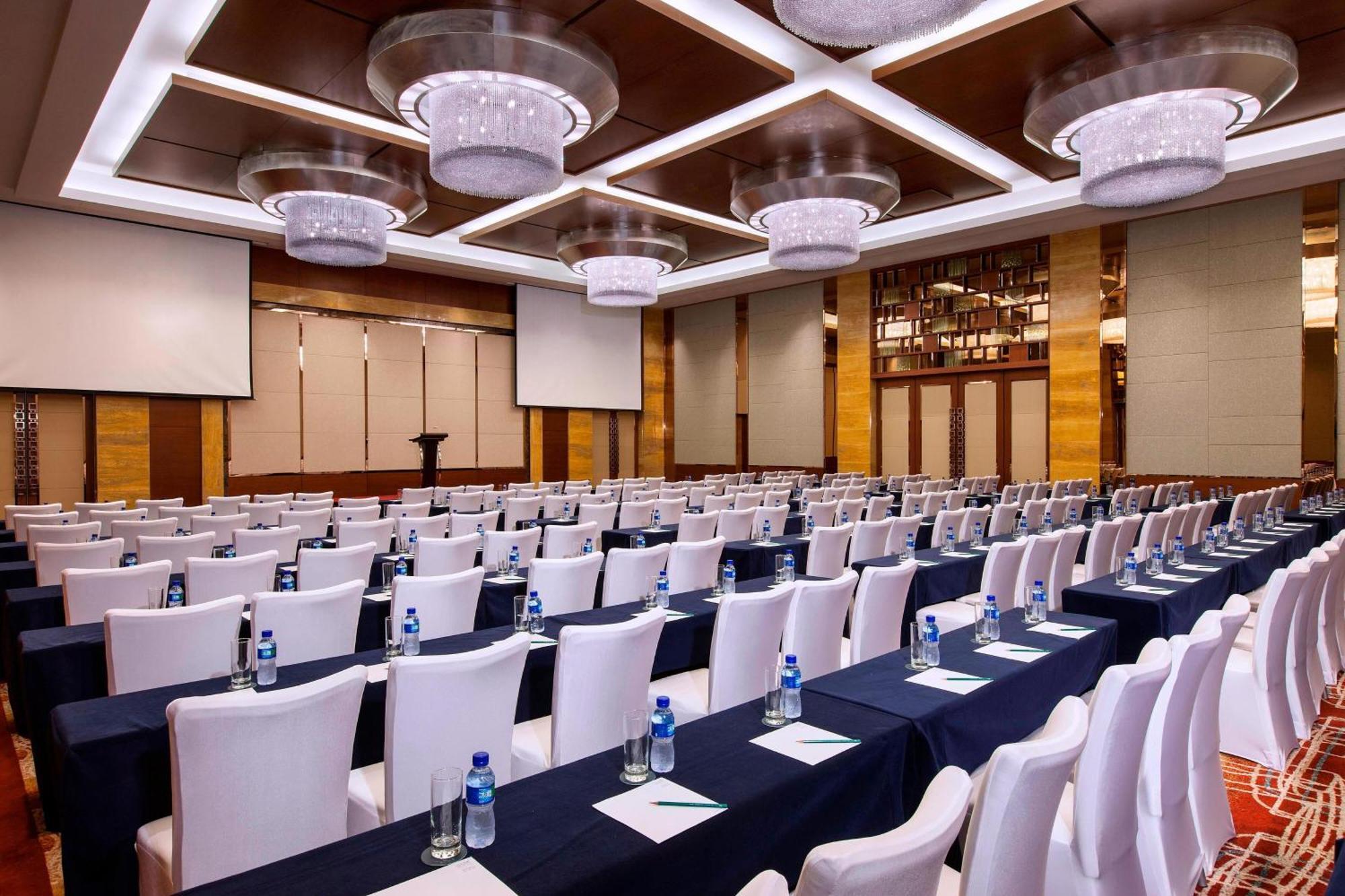 Four Points By Sheraton Suzhou Суджоу Екстериор снимка