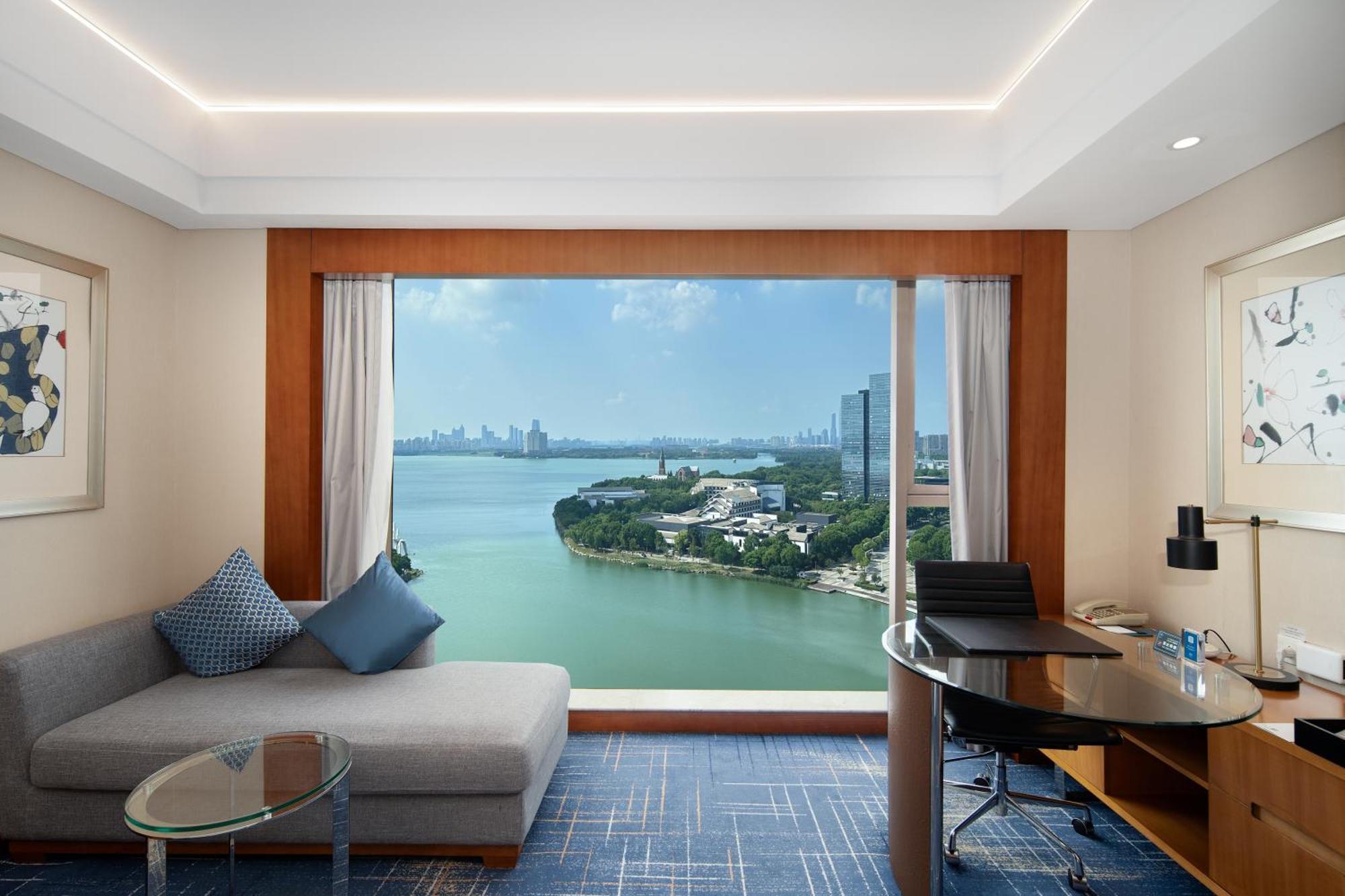 Four Points By Sheraton Suzhou Суджоу Екстериор снимка